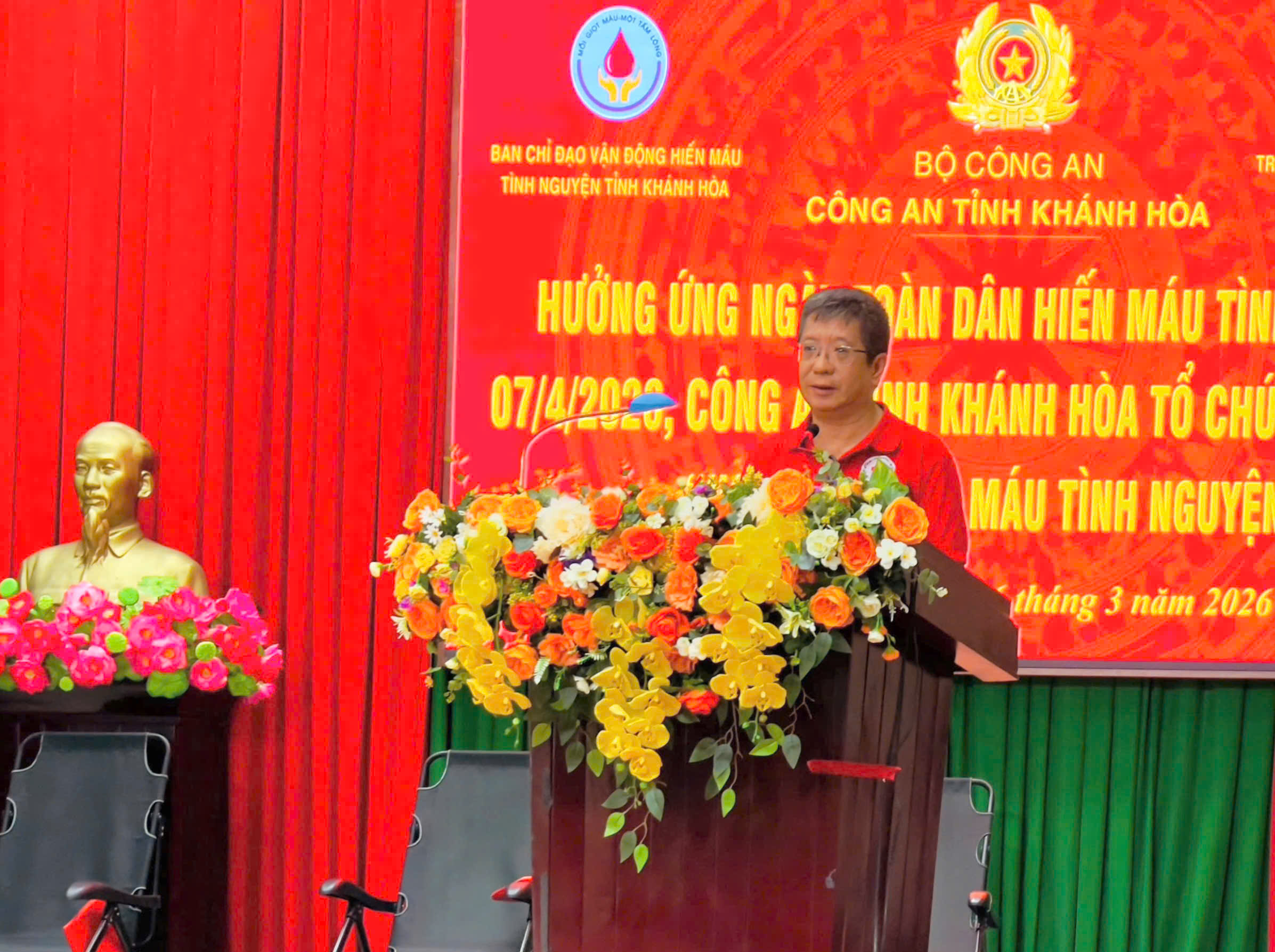 PHÁT ĐỘNG NGÀY HỘI HIẾN MÁU TÌNH NGUYỆN TRONG LỰC LƯỢNG CÔNG AN TỈNH